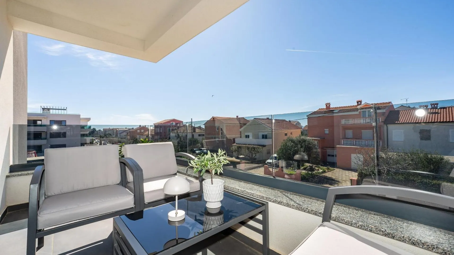 K Luxury Apartment Few Min Walk From The Beach Zadar 0*,  Croacia
